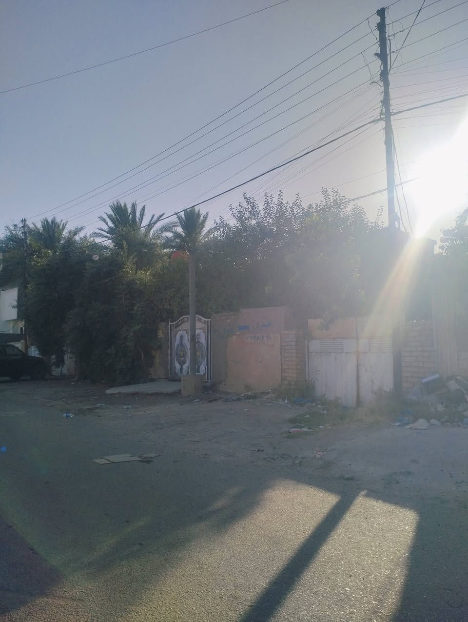بيت للبيع في حي البنوك بفرع مستشفى ام البنين الاهلي مقابل المستوصف الصحي سليمان الفيضي 
المساحة 600 متر بناء قديم يعتبر قطعة أرض 
يباع كامل أو حسب الطلب 
للاستفسار  ***********
