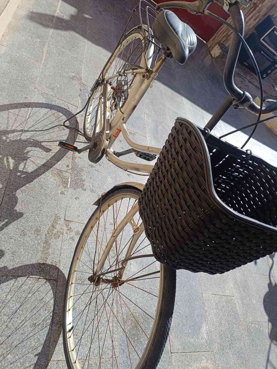 السلام عليكم
بايسكل ياباني حجم 27 للبيع ب 60 وبيه مجال للشراي


**إذا كنت صاحب هذا الإعلان وتريد حذفه لأي سبب، رجاءا أرسل رسالة إلى الدعم الفني**