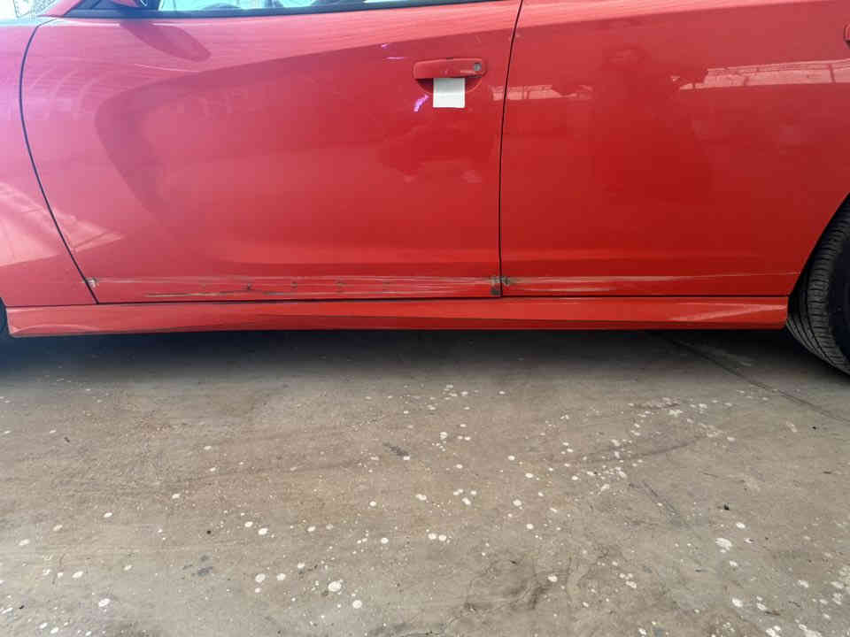 السلام عليكم 
جاجر GT 2021
مواصفات الgt معروفة كشنات جلدد لونين  حساس خلفي فتحة سقف باقي المواصفات داخل الصور 
السوناررواضح بالصور بس قبل يومين انطخت عندي بالصفحة جهة اليسار اسفل الباب بدون الدوسة ومن فوك شوية قريب الباب هذا كلة يرجع PDR وينخصم سعره من السيارة 
السعر النهائي 30،000
العنوان كربلاء 
***********
