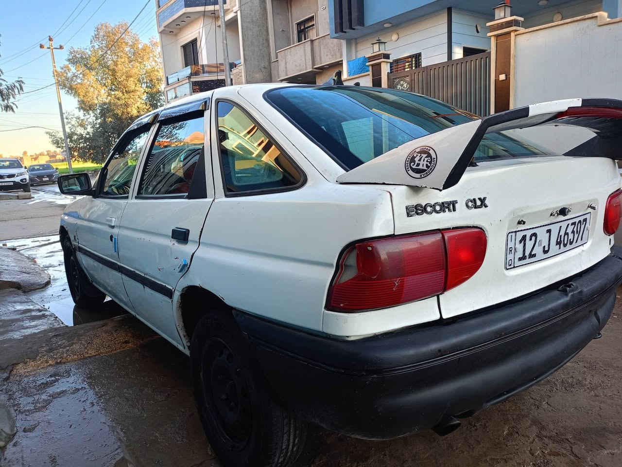 السلام عليكم.للبيع فورد سكورت .م.93.سنوية الى نهاية 2030..هزه جديدة شرط الوكالة والتحويل من أبو السنوية..كير شرط محرك شرط .كزوز رياضي .بس.كهربائيات  تعبانه السعر..23.....***********
