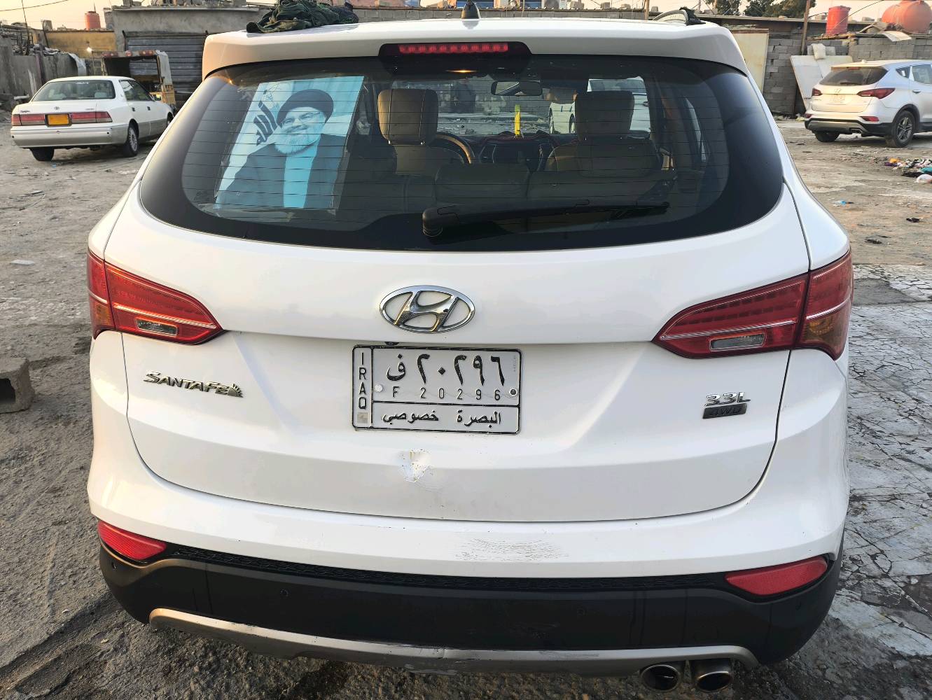 سنتافي رقم بصره مكان بصره موديل 2013 سبعه راكب سته سلندر فول مواصفات 
بصمه وحساسات فتح السقف تحكم ستيرن شاشه اندرويد كشن كهربائي كاميرا خلفيه تبريد ثلاث قطع ويل 18 تبريد ثلاث قطع 
السياره جاهزه وخير من الله 
تفاصيل اكثر يرجى الاتصال السعر 168 ورقه.