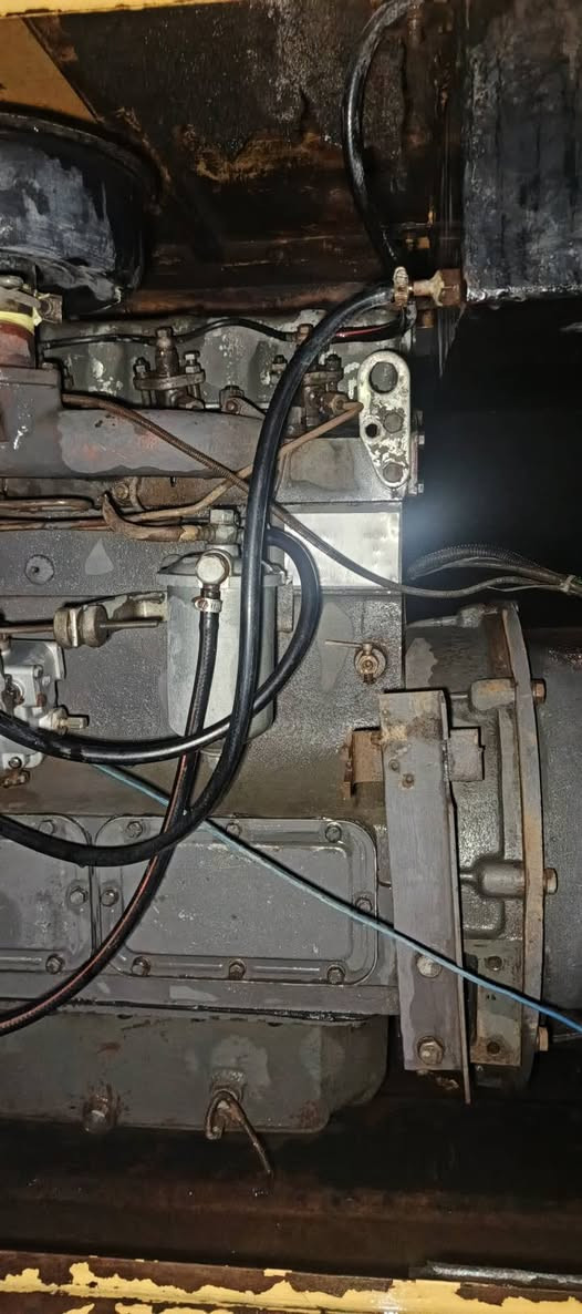 السلام عليكم البيع المولد بشرط الشغل المولد حيل نضيف بيركنز 30 كيفي 4بستم الرمادي التاميم ***********
