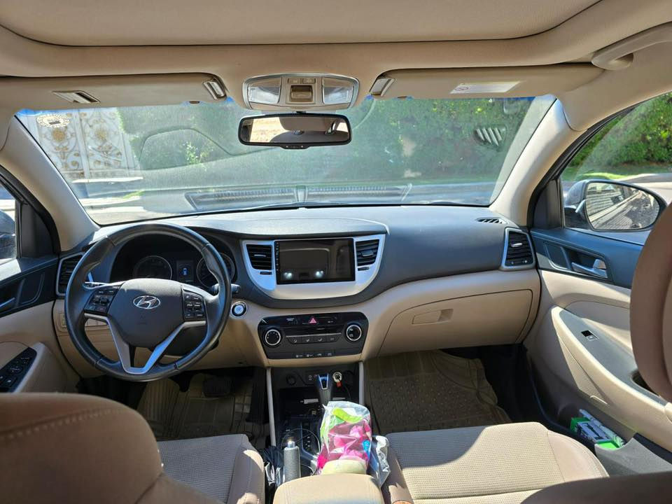 توسان ٢٠١٧ خليجي (جيكي)
السيارة فول مواصفات 
ترحيب
دخول ذكي 
بانوراما 
شاشة اندرويد
كاميرا خلفية
كرسي سايق كهرباء
السيارة ماشية ١٢٨
محرك ٢٤٠٠ 
محرك كير كهربائيات حدادية تبريد مكفولة 
السيارة كلش نظيفة واستخدام شخصي
بيهة بارد قليل كلش

السعر ١٧٣
للتواصل عن طريق الرقم فقط

‪+964 771 608 8606‬
