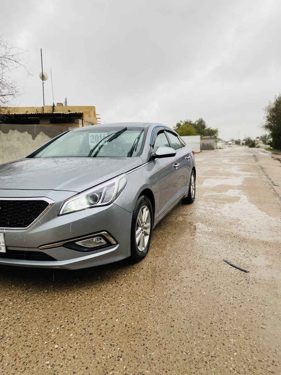 السلام عليكم ورحمة الله وبركاته اخوان سيارة سوناتا موديل 2016 وارد امريكي حادثها بنيد مبدل ودحچة بالصندوق خفيفة بدون دواخل مداكر ثنين الكدام صبغ والباقي كفالة كير ومكينة وحدادية وكهربائيات وتخم تاير كلهن جديدات رقم بصرة حرة تحويل ثاني يوم لون رصاصي وسيارة جديدة بمعنى الكلمة عنوان السيارة بصرة 
للاستفسار اكثر الاتصال :***********
السعر117 وبيها مجال سنويه الغاية2029
