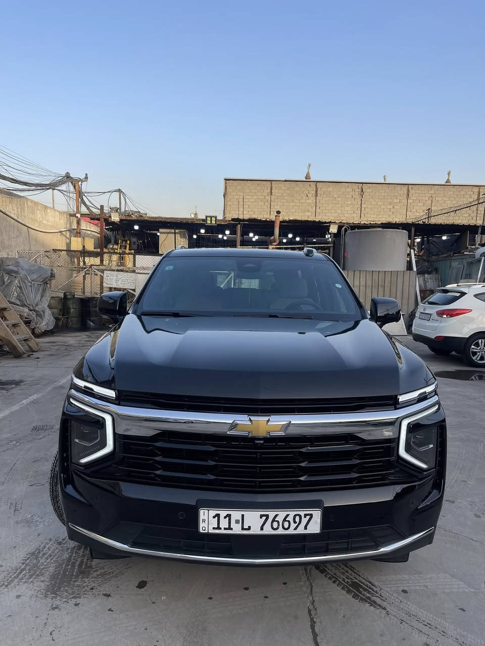 السلام عليكم
تاهو LS موديل ٢٠٢٥

مكفولة كفالة مطلقة 

ماشية ٣ الاف مغلفة بلكامل ppf 

مواصفات الال اس معروفه موديل ٢٠٢٥  تحويل ثاني يوم رقم بغداد وضمان وكالة المنصور مكان السيارة الكريعات 
للاستفسار ***********
