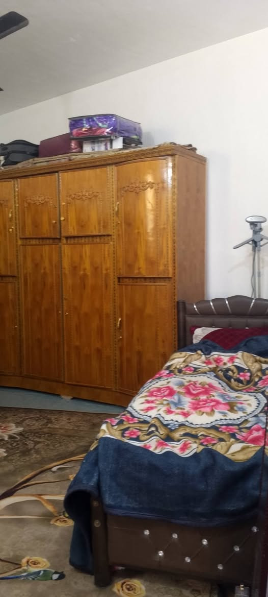 الدار للبيع المساحه100متر
طابو زراعي سند25 تتوفر كافه الخدمات ماء وكهرباء ومولده 
السعر/35 وبي مجال مستعجل على البيع 
العنوان/ قرب الامام بكر(ع) 
للتواصل/ ***********
