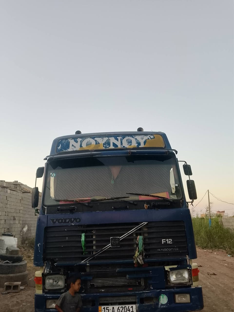للبيع كفالة عامه كير محرك شاصي كهرباء كامله لا تنقيص ولا بخار رقم جديد كبل للعمل السعر 110 او بيهه مجال مديل 93 محرك 22 كير 3 3  ***********
