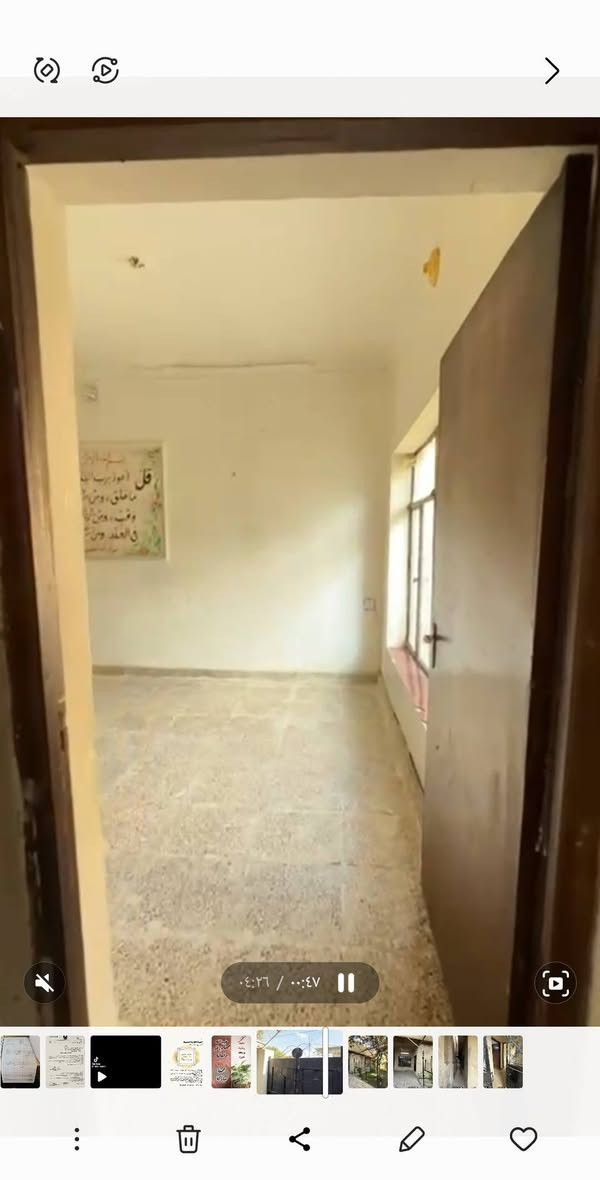مكلف بالنشر والاتصال ع صاحب الدار ادناه:
دار طابو صرف  للبيع في ابودشير قرب الحي الصناعي شارع كناري في البداية 
مواصفاته:سعر ١٨٠
مساحة ٢٠٠ م يحتوي ع كراج كبير وحديقة وهول واستقبال وغرفة نوم ومطبخ وحمام ومرافق .. والطابق العلوي غرفتين ومخزن  
للاستعلام: *********** وبية واتساب

