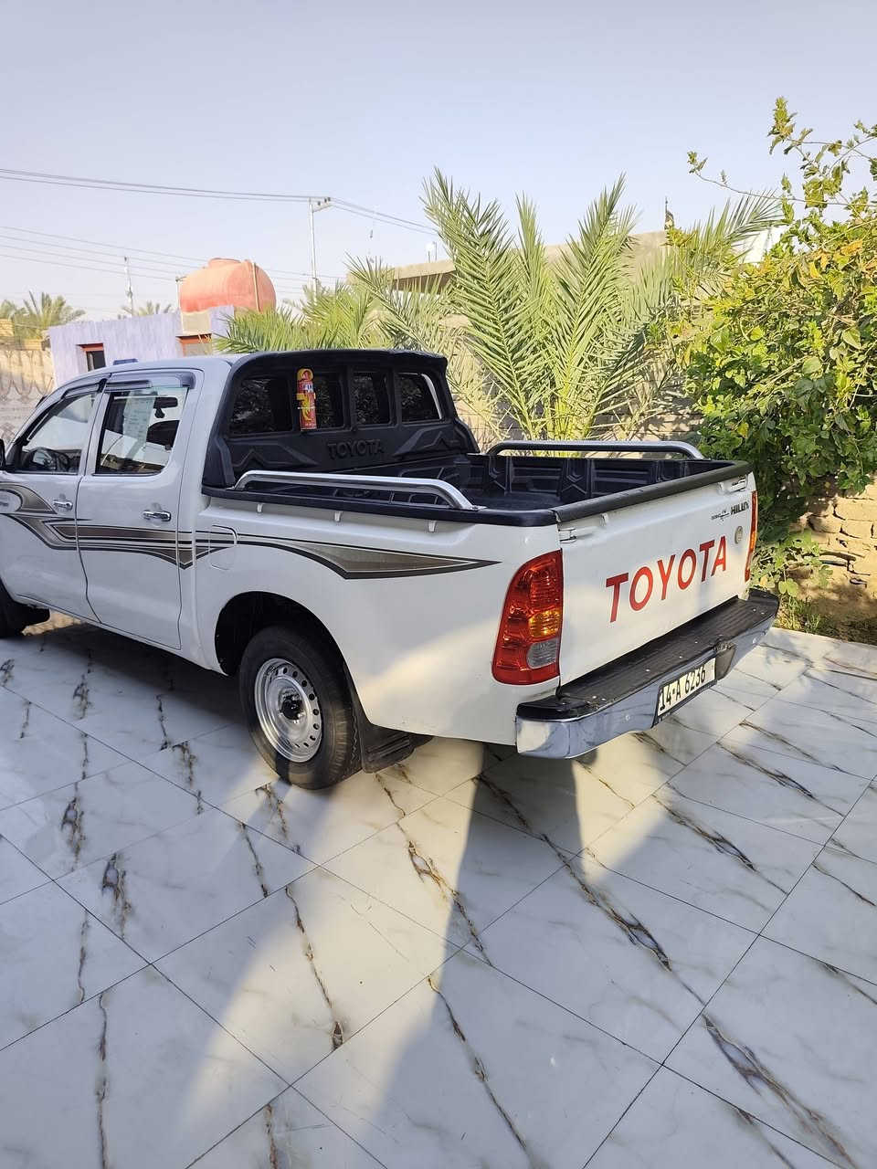 يالله سلام عليكم فلاونزه مديل 2006 كفاله من وكص ونغل وظربه ومكينه وكير كفاله حداده تبريد وتخم تاير رقم بصره نكليزي تحويل مباشر سنويه 2029  لايت زنون عالي ناصي مسجل بلوتوث سياره عل بلاد وحله من صوره ما تصرف عليه ربع سعر 120 وبيها مجال وشراي بل خدمه مكان لبصره لقرنه رقم ***********//***********
