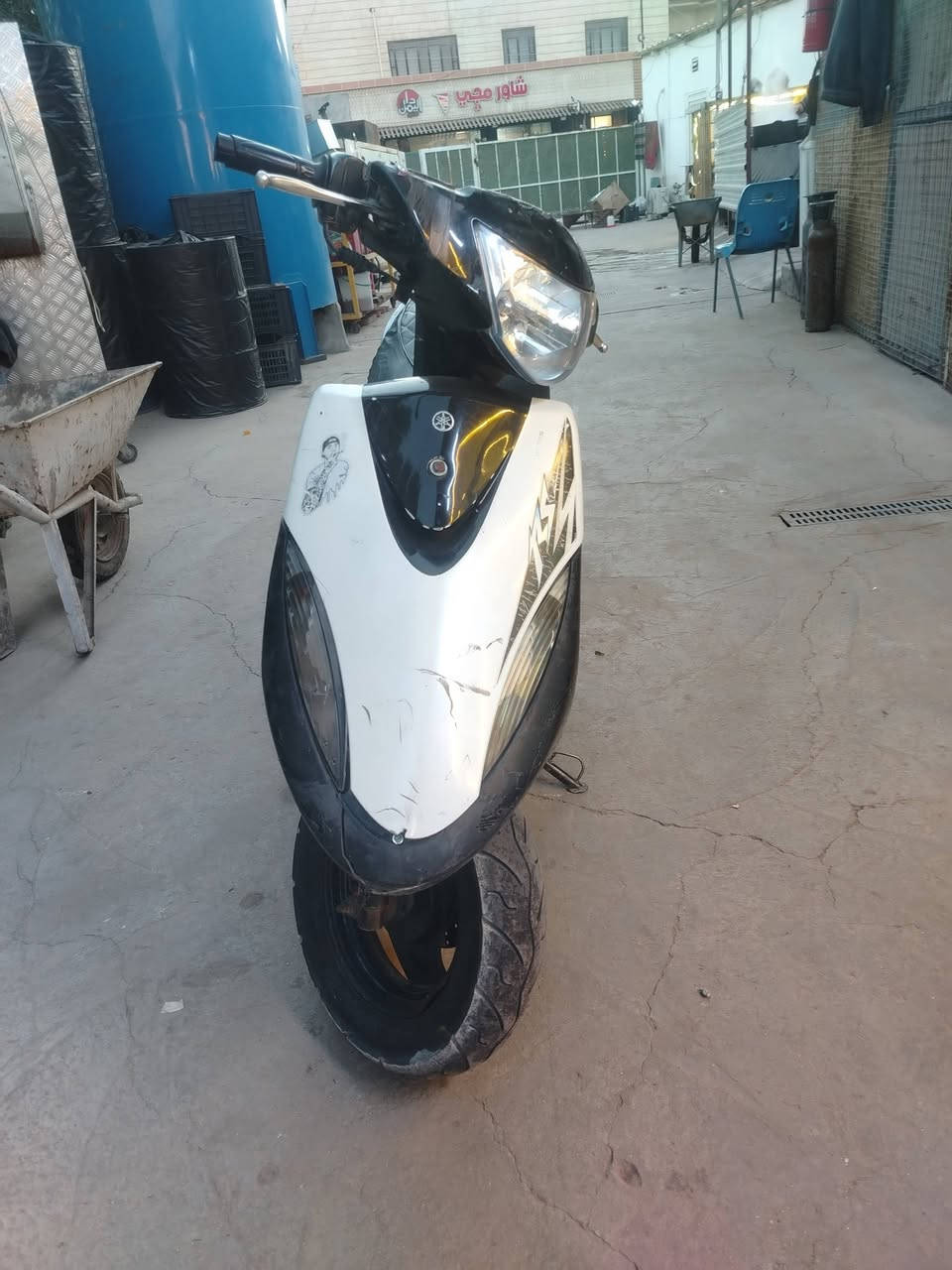 سلام عليكم دراجه ماكس عدله للبيع
دراجه نضيفه وكلجات رياضيه
وعندي عقل رياضي مشاده 
السعر ٦٠٠ وبيه مجال
للاستفسار ***********
