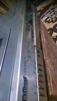 تلفزيون سامسونج • نظيف ٩٥٪ • وضع الشركة