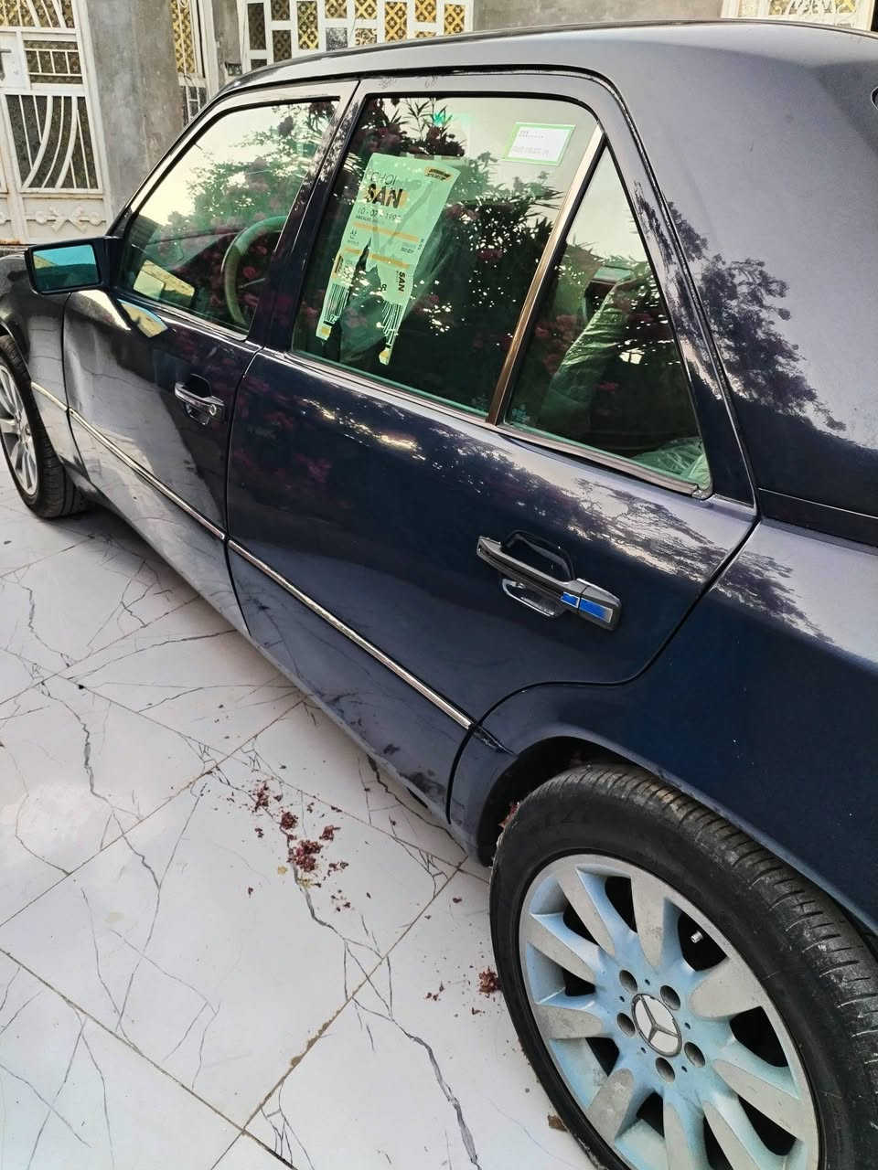 يا الله ماسدس دب مديل ١٩٩٠
رقم دولي الجديد تحويل أو وكالة السعر ٥٨ وبها مجال
 تبريد شغال مكينة وكير بطة وقوعد بلاد 
حداده جديده وتايرات جدد مكفوله من ضربه
جام شغال لايتات عينة جاهزه ما ناقصها شي
البصرة قظاء المدينة ***********
