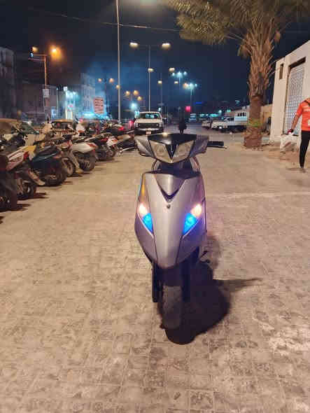 دراجه ثعلب للبيع سعر 350  مكان  بغداد حريه 
***********
