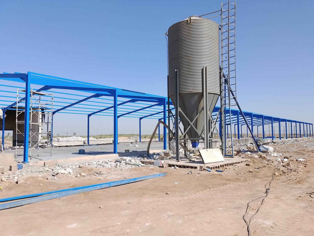 كادر مختص في عمل الحداده العامه جملونات مخازن سقايف بيبان سلايت نعمل كرسته وعمل + بس عمل تنفيذ بسرع وقت الاستفسار عل وتساب ***********
