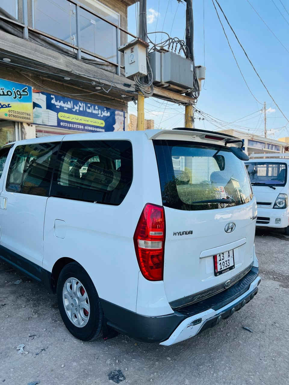 ستاركس موديل عشره مفتوح لون ابيض رقم ميسان انكليزي بسمي مصفره هيئه وظريبه تخم تاير جديد باتري جديد دوشمه نظيفة السيارة جاهزه سعره 140وبيه مجال رقمي ***********
