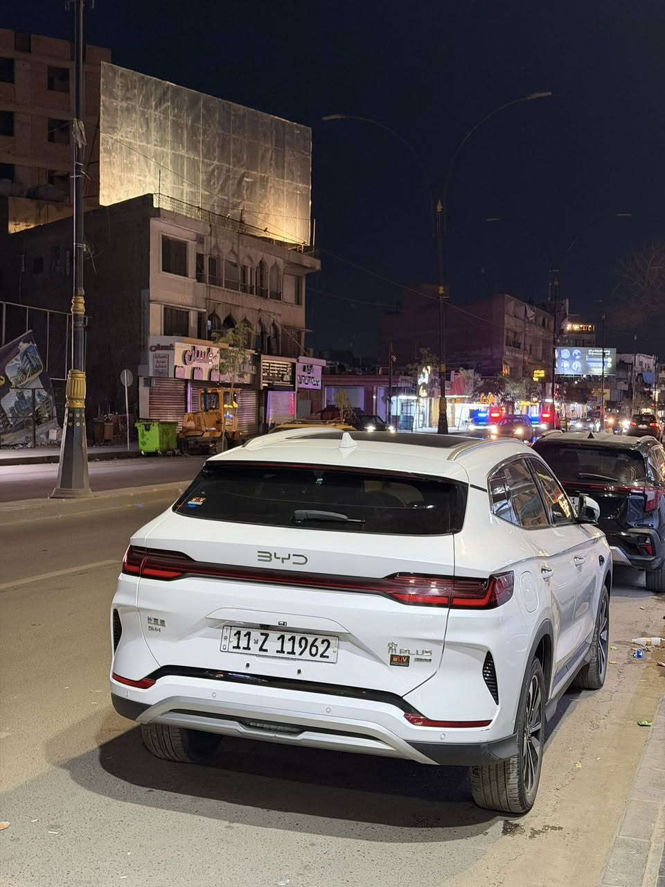 بي واي دي سونك بلاس موديل 2025 اخت الجديدة
لون ابيض ماشيه12الف كليوم متر  كاملة المواصفات 
مرقمه بغداد باسمي تحويل مباشر 
13 كامره اناره محيطيه 
مري شفط بانورما
اوتو بارك سياقه ذاتيه 
ويل كب 19 6 ايرباك 
جلد لونين  محدثه وكامله 
برامج كامله ترحيب 
بطاريه 120 كيلومتر 
الغراض كله موجوده 
وبعد بيه مواصفات 
سعر السيارة 30,000,300
30مليون و300الف
ارقام صاحب سيارة
***********موجود واتساب
