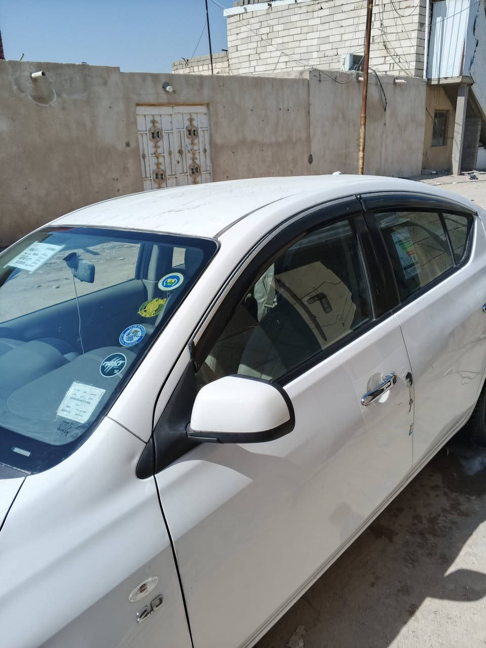 سني للبيع 20 رقم بغداد ماشية 200 تحويل او وكالة حرة حالياً... ابيع شوف العين مكفولة من الگلبة والتجية والصبغ العام  *********** مكان الزبير السعر 90 وبيها مجال .
