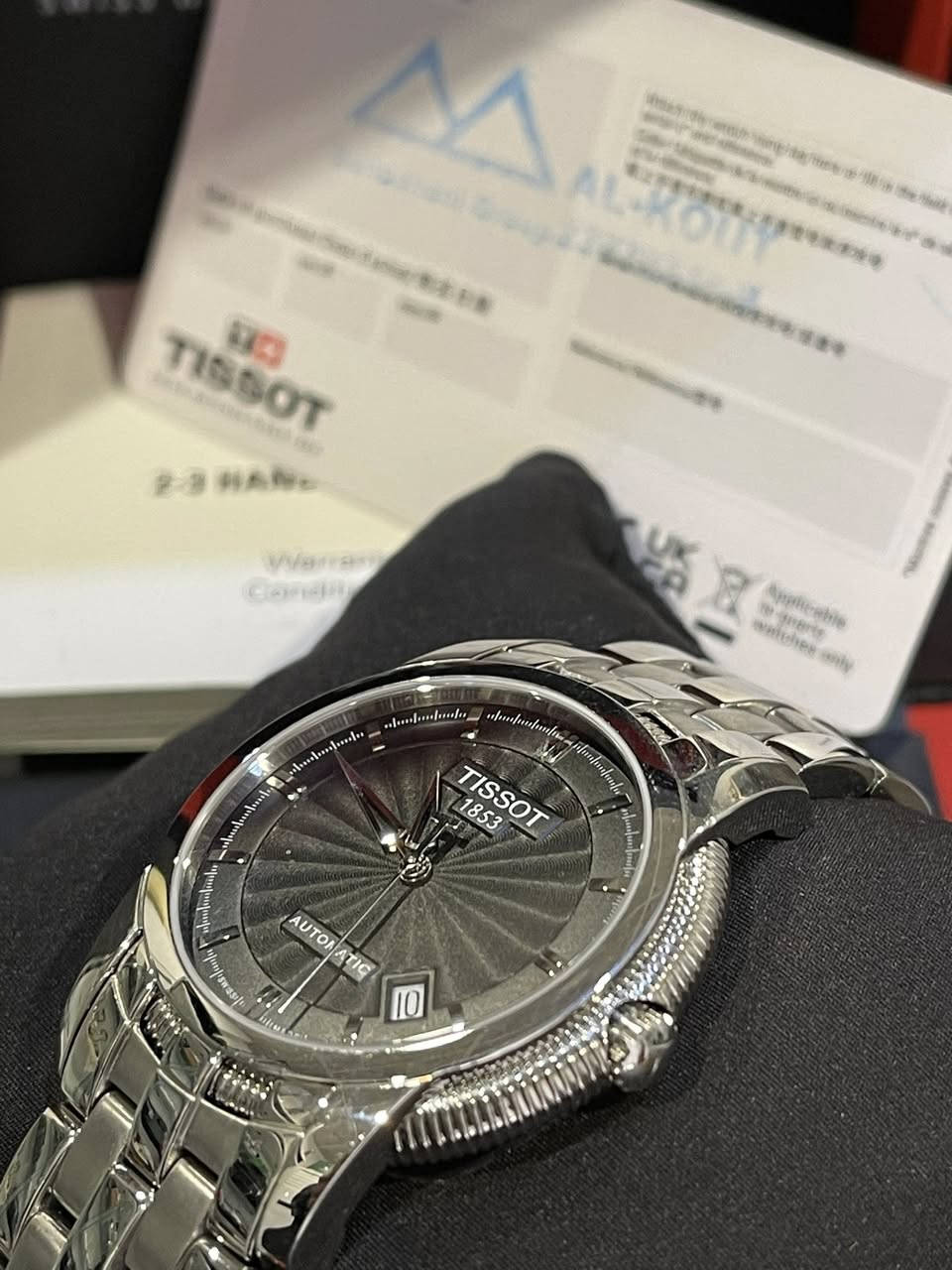 تيسوت اوتماتيك جديدة كامل المرفقات قياس ٣٩


**إذا كنت صاحب هذا الإعلان وتريد حذفه لأي سبب، رجاءا أرسل رسالة إلى الدعم الفني**