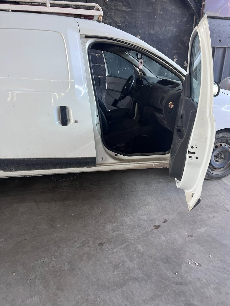 رينو دوكار 2019 باسمي السنوية بيها ضربة بالنيد شبرين وجاملغ ع البارد تبريدها عاطل وبيها بولبرن يرادله تبديل السعر 65 وبيها مجال بسيط السياره نصبتها حلوة متواجد ع الفيس


**إذا كنت صاحب هذا الإعلان وتريد حذفه لأي سبب، رجاءا أرسل رسالة إلى الدعم الفني**