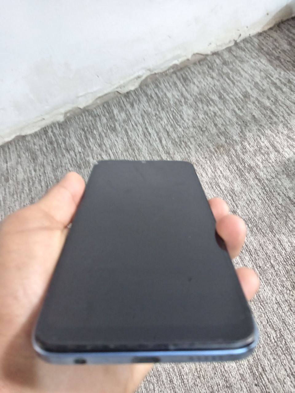 للبيع HONOR X6 ذاكره 128 بطاريته 5000الاف اتمشيك يومين  بصمه جانبيه كلشي ما امبدل بي وما داخل صيانه بس الشاشه بيها فطر صغير وما يبين مثل ما اموضح بلصور ولكامره الخلفيه اتغوش الاماميه كلشي مابيها ولشاصي شويه معوج وما اماثر ابد الله شاهد مثل ما اموضح بلصور سعره 50 الف قفل مكاني بغداد ابو غريب تفاصيل اكثر راسلني خاص واني بلخدمه


**إذا كنت صاحب هذا الإعلان وتريد حذفه لأي سبب، رجاءا أرسل رسالة إلى الدعم الفني**