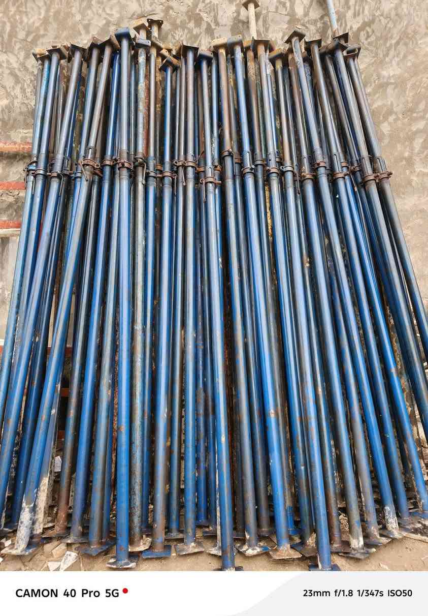 جكات حاضن للبيع طول 5متر العدد 100 العنوان بابل اتصال ***********
