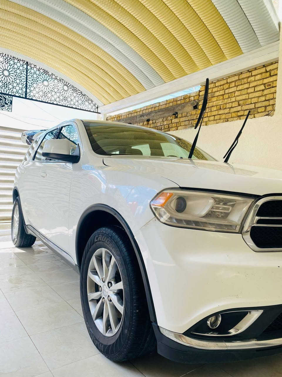 السلام عليكم
دورنگو 17 اصل بأسمي
رقم جديد 
امريكي حادث 
جاملغ امامي فقط بدون دواخل
فور ويل 
السعر 240 مع المجال 
***********
ذي قار الناصريه
