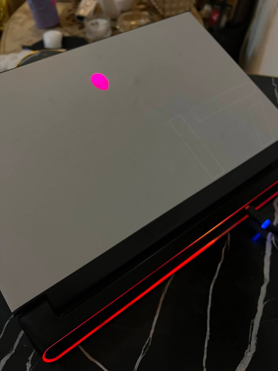 اخوان لابتوب alienware M17 R3 300hz! اعلى فئة
2070 super 8g
16gb
i7 10th gen
هارد ١ تيرا m.2 
ملاحظه: السبيكرات لاتعمل لازم تربط سبيكر خارجي او سماعه بلوتوث او aux وتشتغل طبيعي
السعر: ٨٥٠ الف 
وموجود  واحد تيرا ssd m.2 جيل رابع 7350 جديد مفحوص سعره ١٥٠ الف  
اذا تريدهم اثنينهم بيهم مجال بسيط
مكاني بغداد


**إذا كنت صاحب هذا الإعلان وتريد حذفه لأي سبب، رجاءا أرسل رسالة إلى الدعم الفني**