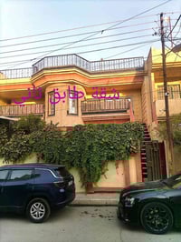 الصديق قرب مدرسة الرياض • ٢٥٠م • دار وشقة