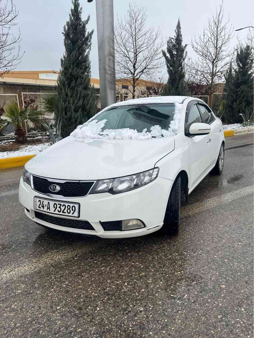 كيا سيراتو2012
رقم سنوي جديد 
تاير باتري جديد
180  المشي
كير محرك شرط  
اشاير لبمري 3كير
محرك مامفتوح(1600)دوش
جملغ ونص بوند صبغ بلا شاصي شرط
رقم تلفون***********  *********** دهوك, العراق
