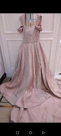 مقاس ٣٨-٤٠ • للبيع