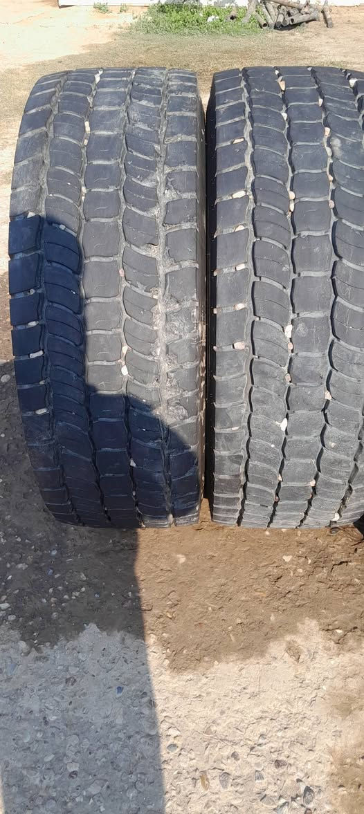 السلام عليكم للبيع تايرات حجم ٢٢/٦٠ انتاج ٢٤ زيرو ٤ازواج مكان ديالى خان بني سعد ***********
