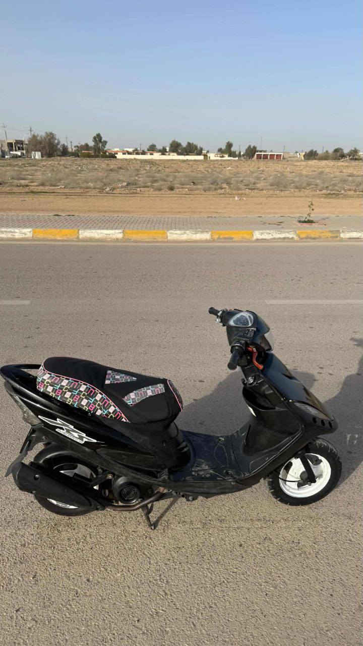 السلام عليكم
دراجة ماكس عدلة 120
  دراجة بلادية وجديدة خير من الله شلعه ومعدل فوول  شرط دك ١٢٠ صالنصه FM
كلة شغال سلف نص نكره هندر دفره وحده
 شرط كهربائيات كلهة شغاله ما بيه شي ما يشتغل كفرات كلها مختمه ختم واحد تايرات جدد قفل جنطه قفل ستيرن كله علسويج استانات تعليك وصفح شغالات 

👍مكاني اسحاقي مركز ناحيه 

السعر 400 وبيها مجال
للاتصال علرقم
***********
