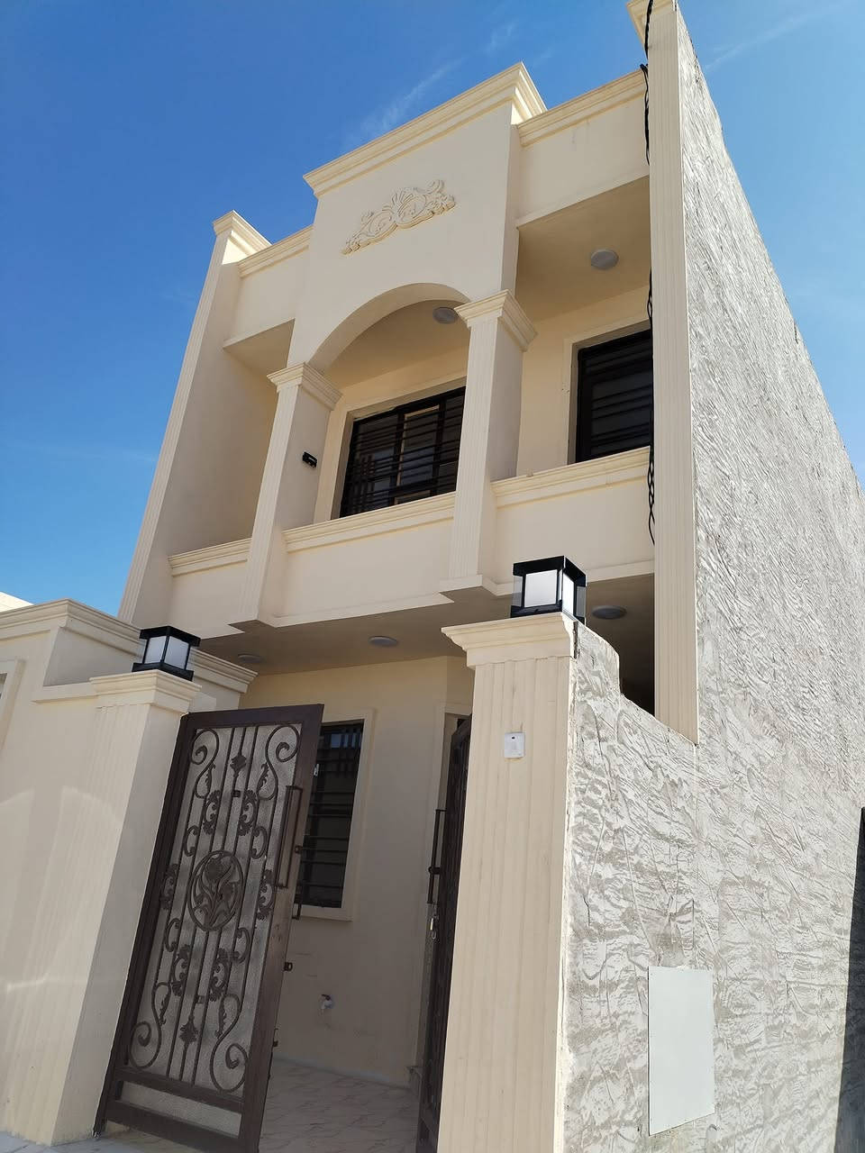 مكلف بالنشر بيت بالديوم توحيد ١٠٠م واجهة ٥ نزال ٢٠ بصف الركن شارع ١٠ ٣ غرف نوم بناء درجة اولئ


**إذا كنت صاحب هذا الإعلان وتريد حذفه لأي سبب، رجاءا أرسل رسالة إلى الدعم الفني**