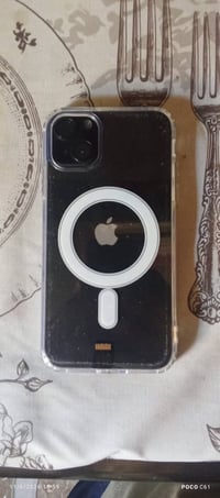 آيفون XR • ١٢٨ • بطاريه ٧٣