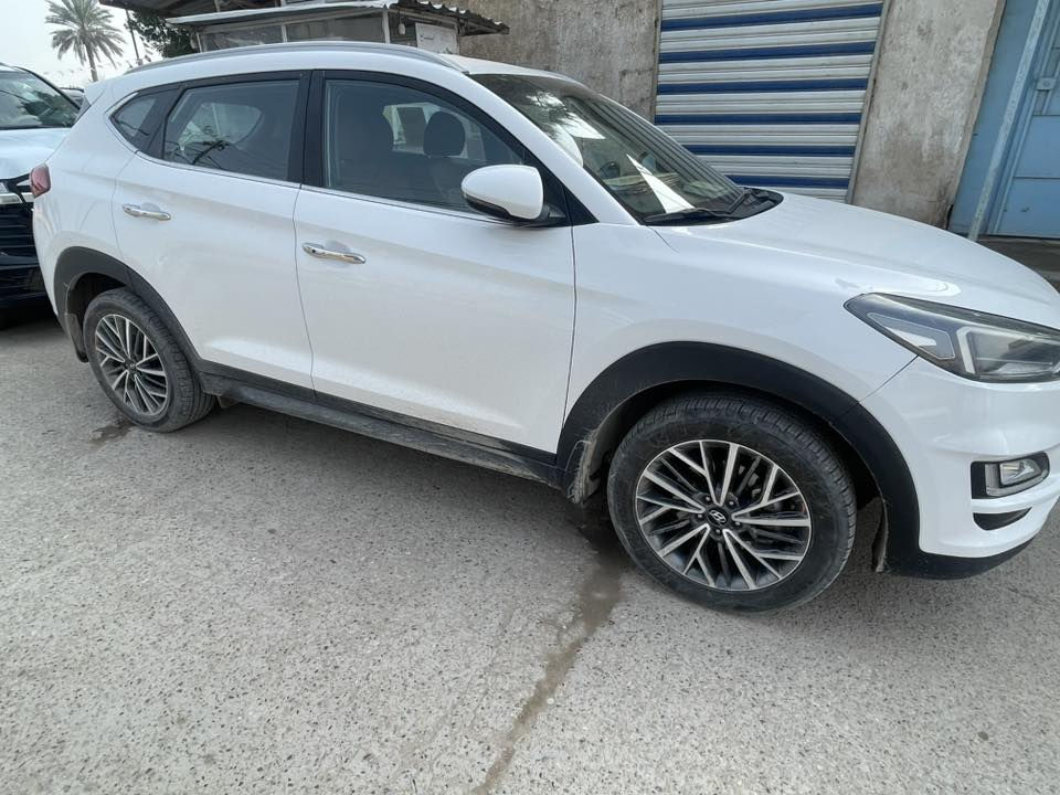 توسان 2019 خليجي للبيع ماشية (107) الف . رقم بابل فيها حالوب قليل السونار مرفق مع الصور  الاستفسار الاتصال على الرقم (***********) مكان السيارة الحلة
