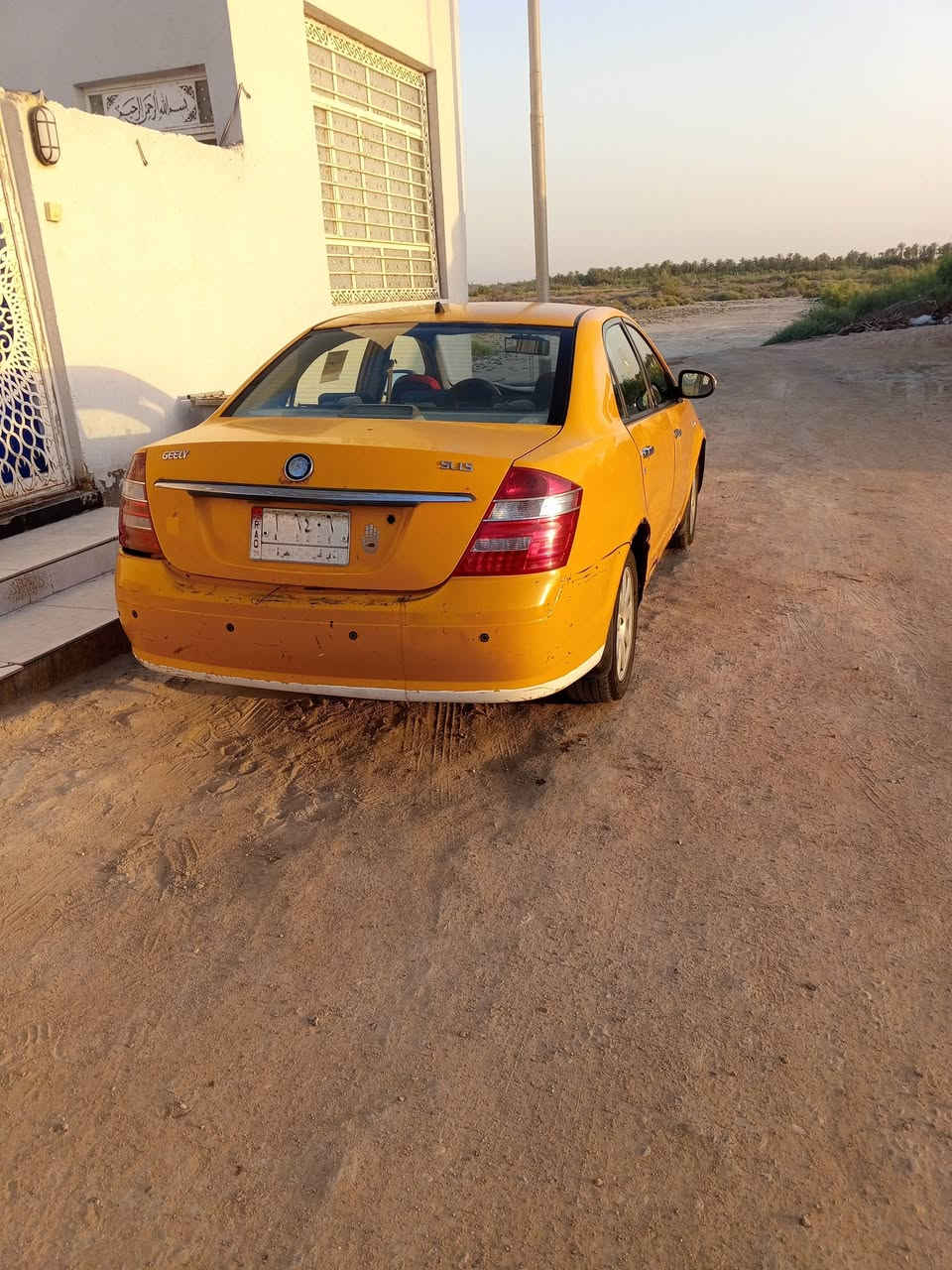 جيلي موبل مديل 13 السعر 32و بيها مجال السياره مكينه وكير كفاله الاستفسار الاتصال على الرقم ***********
