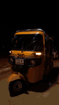 بوش ألماني عنجه يرادله بس فر فقط يرجع نعومه تخبل  البوش اخذته جديد صار...