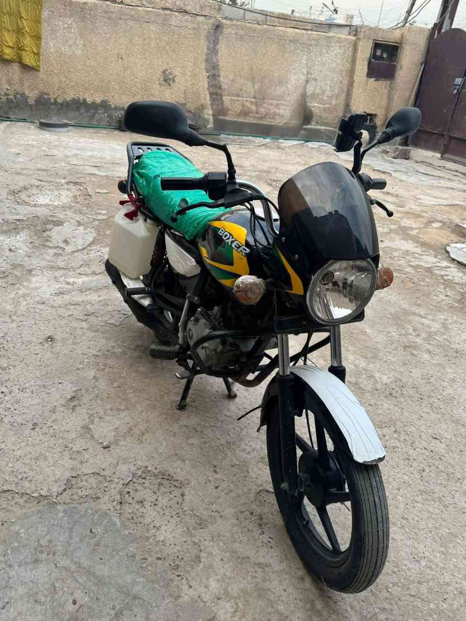 السلام عليكم بوكسر كلاسك لبيع موديل 2023 دراجه مكفوله كفاله عامه فقط قبق التفيلس مفتوح لا اكثر ولا اقل دراجه ما جنايه الله شاهد رقم بغداد عربي تحويل ثاني يوم مكاني دوره ابو دشير السعر مليونين وبيه مجال حك جايه الهاتف***********📍
