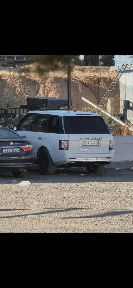 Ranj rover 2010 fog بي يوياخ٩سه ياره به تازه ي ماوه ته وه بيكيشه ٢٥٠ مسروفي نيه فول فوله تكايه مشته ري نيت ته له فون مه كه *********** شمشمل, السليمانية
