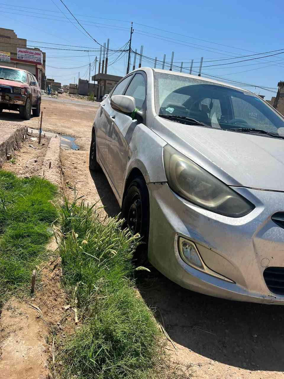 سلام عليكم
اكسنت خليجي
مكينه1600
لون سلفر 
بسمي تحويل مباشر رقم نكليزي 
بيهه مكانات جاردة
كير مكينة تبريد جديدة 
سيارة جاهزة من دعامية للدعاميه
متصرف عليهه ربع
مكاني بغداد الصابيات
سعر75وبيها المجال
رقم
***********
