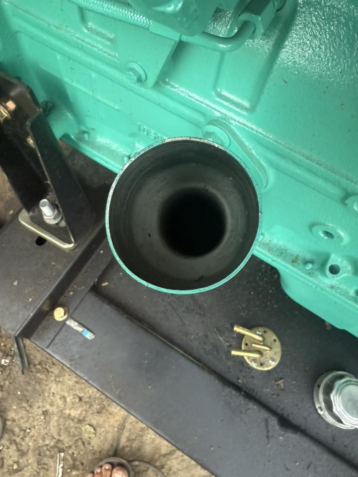 سلام عليكم ورحمة وبركاته
وصول بضاعة جديده للمولدات
الكمنز 24/114/ ولف /  250 /200  كيفي
الكمنز 150/100 كيفي 
شتاير 400 كيفي
بيركز من 50 كيفي إلى 150 
العنوان بغداد رقم الهاتف / ***********
