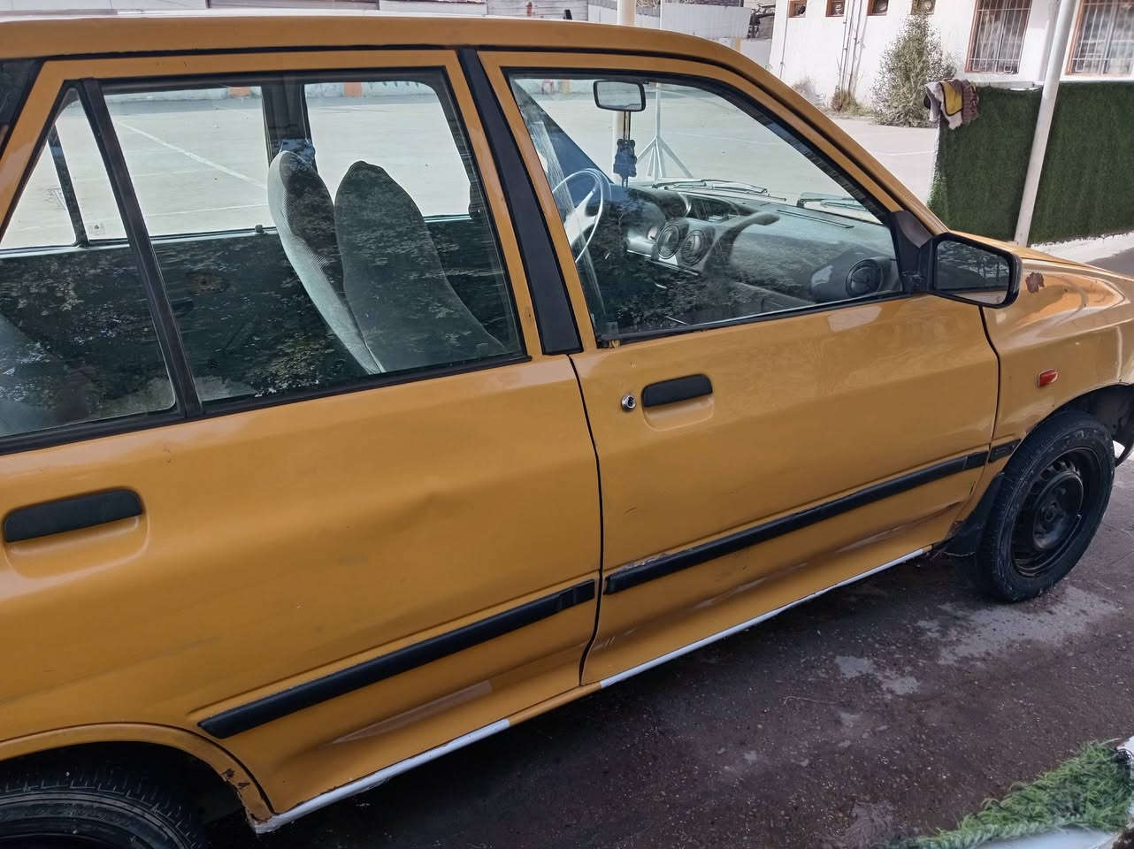 سلام عليكم سايبا البيع مديل ١٢ سنويه بسمي
السيارة بيهه خيط تبخير الي يريده يخابر ***********
