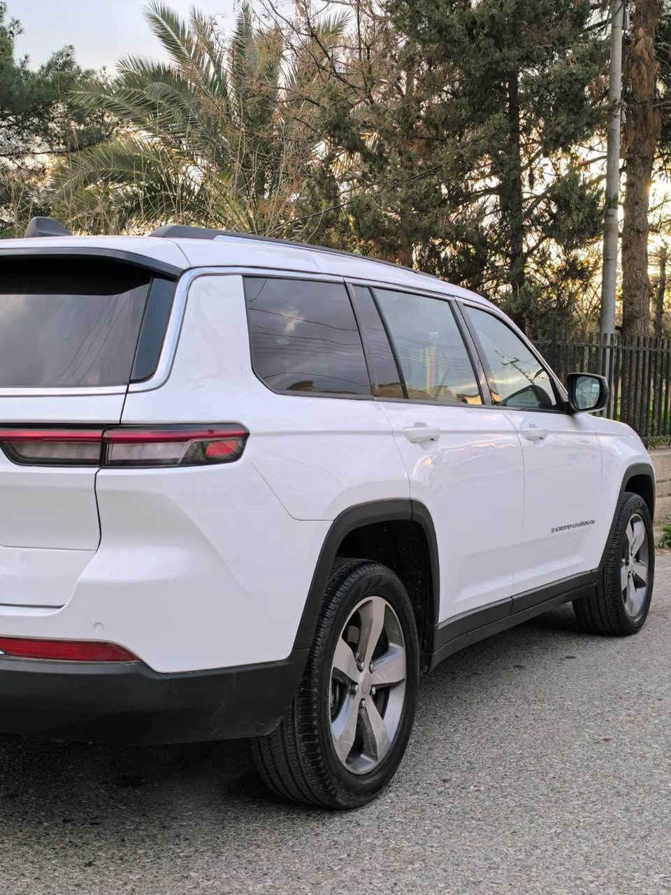 کــــــوردی 
تەنها فرۆشتن بە نقد 
Jeep grand Cherokee 
جێب گراند چیڕۆکی 
مـــۆدێل /2023
مواسفات / altitude, سێ رێز کوشن،
مەکینە /v.6 شەش پستۆن / 4×4
بێ ئێڕباگ ، بێ ناوگرتن
 چامرلغ سبوغ ، بستەک سەندوق کلێر

نـــــــرخ  (( 25900 $  )) 

ناونیشان هەولێر

عربي 
فقط بیع نقد 

Jeep grand Cherokee 
جيب كراند شيروكي 
مــــــــودیل/2023
مواصفات/ altitude , سبع اراكب ، 
 دبل اكسل 
محرك /  v.6 ست سلندر
بدون ایرباك ، بدون دواخل
جامرلغ صبغ ، شبر صندوق كلير

سعر   (( 25900 $  )) 
عنوان اربیل أربيل, العراق


**إذا كنت صاحب هذا الإعلان وتريد حذفه لأي سبب، رجاءا أرسل رسالة إلى الدعم الفني**