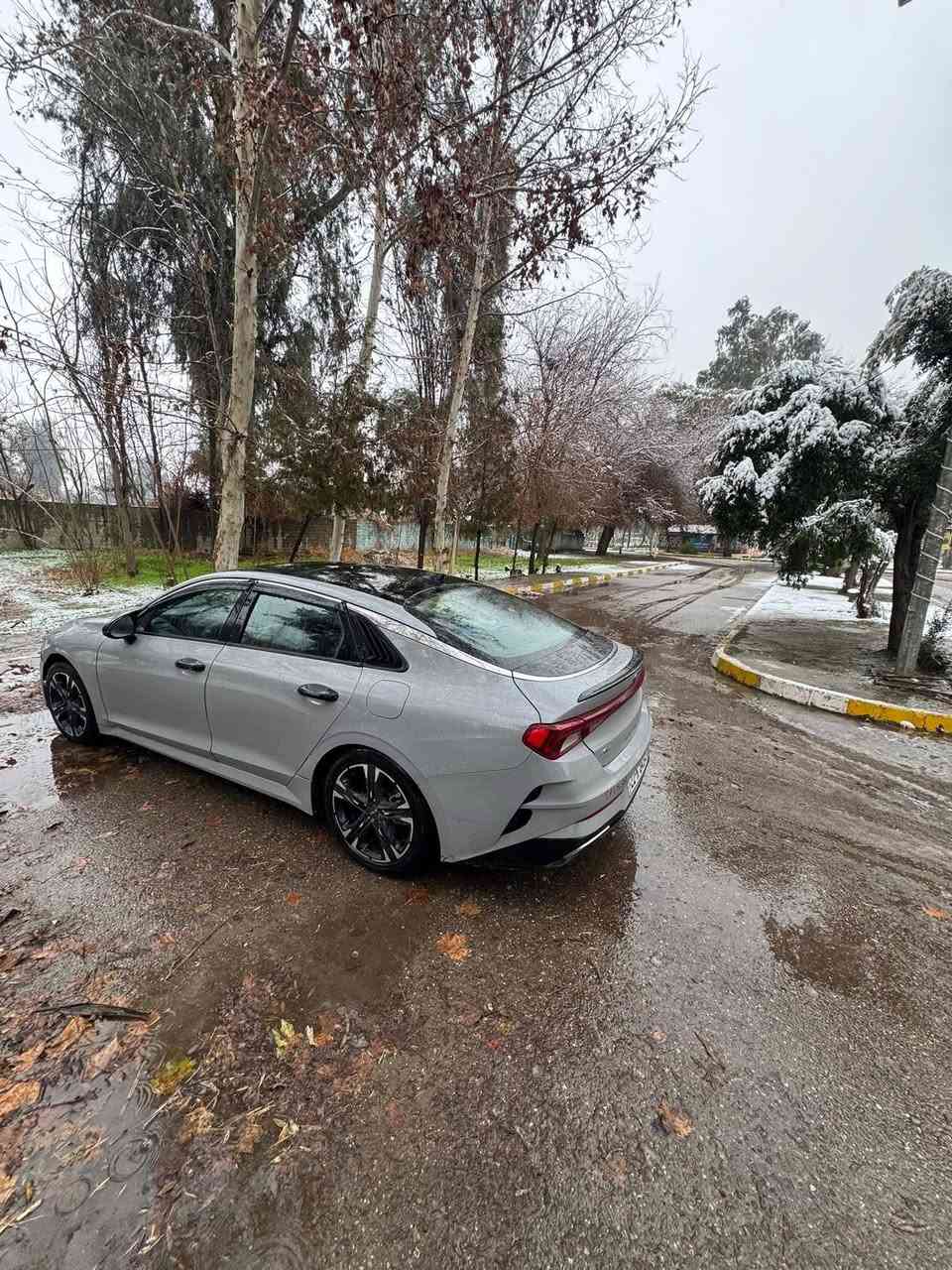 سلام عليكم

كي فايف رقم اربيل 

ضررها ثلاثة قطع جانبية بدون دواخل رقم شاصي مرفق بجم كبس 

جيتي لاين 2021

المحرك 1.6 تيربو

ماشية 48 ميل

مواصفات : فول فول جيتي لاين معروف 

رادارات امامية وخلفية وجانبية

نقطة عمياء

قيادة ذاتية :

دخول ذكي

كروس مثبت سرعة

شاشة كبيرة

شحن لاسلكي

هند بريك كهربائي

بصمة

اشاير بلمري

كامرة دواره

4 انضمة قيادة

اوتو هولد

ترحيب بل اليدات

بانوراما 

كشنات كهرباء

داخل جلد احمر

صور الحادث منشوره 👇🏻

سعر ١٦٨

مكان سياره موصل

اتصال /***********
