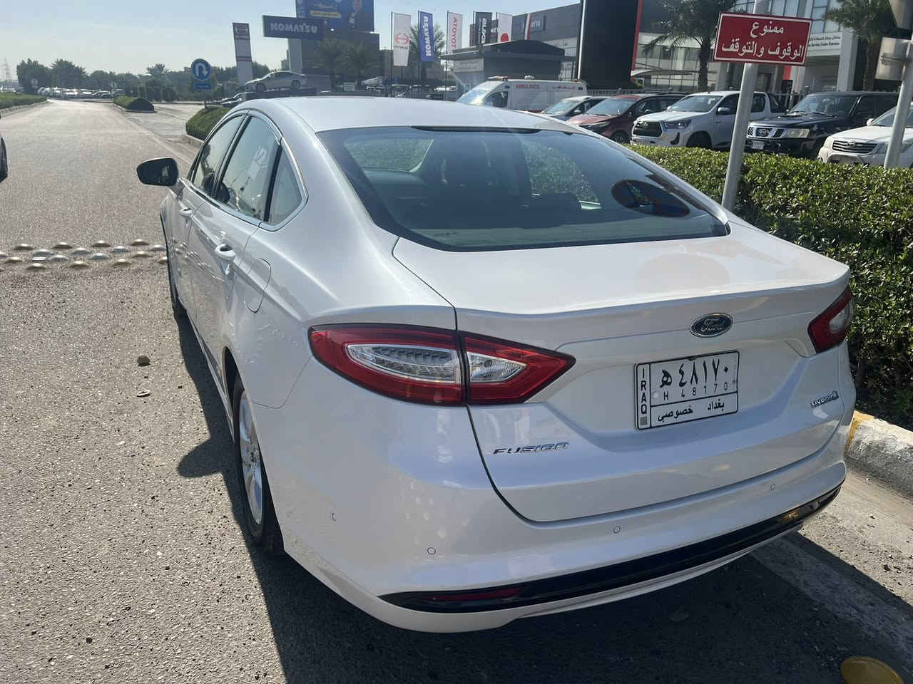 فورد فيوجن هايبرد خليجي
موديل 2018 
رقم بغداد  محرك ٢٠٠٠    
السعر130 ورقة وبيه مجال 
المواصفات 
1-حساس تشغيل ماسحات مطر Au 
٢- تشغيل عن بعد .
‏٤-  ABS نظام الفرامل المانعة للإنغلاق.
٥- نظام المساعده على تسلق التلال.
٦- نظام تحكم بالجر وثبات المركبه . 
٧- مساعد فرمله AB. 
٨- حساسات مراقبة ضغط الاطارات .
٩- مثبت سرعه (كروزكنترول) تكيفي تحكم من خلال           المقود . 
١٠- لايت عالي تشغيل تلقائي (Auto).
١١- كشافات اماميه تشغيل تلقائي مع دوران المقود .
١٣- نوافذ كهرباء تحكم عن بعد . .
١٥ - اضاءة ترحيبيه.
١٦- مري جانبيه شفط .
١٧- هيترات جام امامي خلفي .
١٨- هاندبريك كهربائي بصمه.
١٩ - تبريد مناخين منفصل لسائق والراكب .
٢٠ - ٧ الوان داخليه اختياري . 
٢١- اشاير بالمري . 
٢٢ - نظام ايكو( ECO ) اقتصادي في صرف الوقود. 
٢٣- شحن منظومة البطاريات من خلال الفرامل ومحرك  الوقود .
٢٤- دبل جام 
٢٥- الكير عصى مو ماوس 
 وبعد بيها مواصفات 
السياره رقم بغداد تحويل مباشر مكفوله من الصبغ بيها شخوط ورصعة بالجاملغ 
للستفسار اكثر الاتصال       ***********
