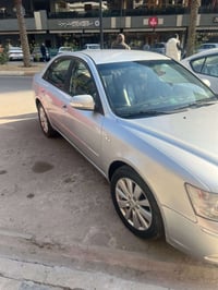 يالله السلام عليكم البيع سوناتا ٢٠٠٩ وارد كوري  بيها قطعتين صبغ  فول م...