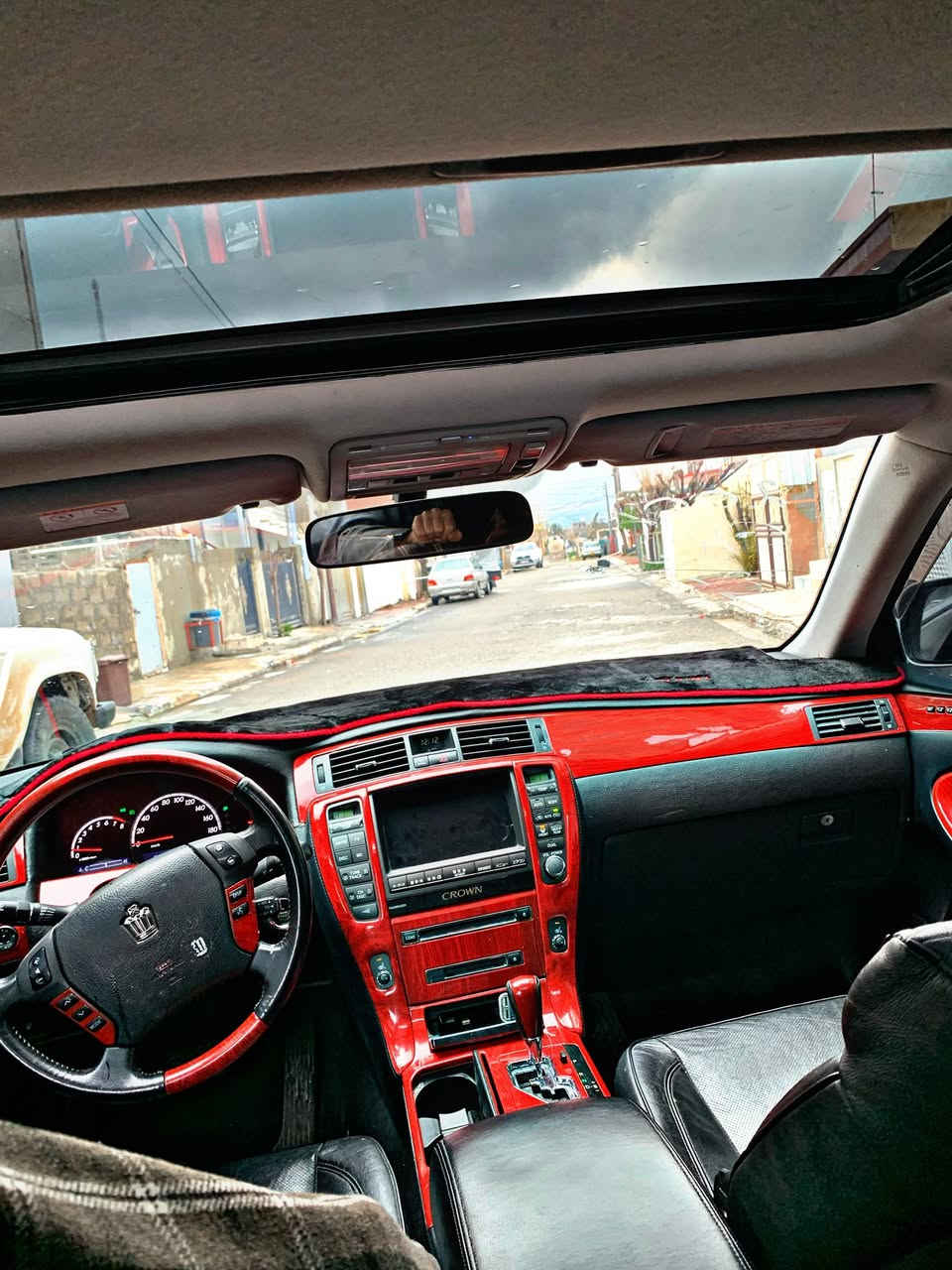 ماشەلالەمالی هەموو لایەک شاینە ساخ بۆفرۆشتن مۆدیل ٢٠٠٧قەپات ماسەفات بیدەعمو لیدراو بیبۆیاخ نوکی دەرزی بەشەرت دەعامیەکانیشی بۆیاخ نییە کامل جوانکاریو مەسروف تەبرید ساردو گەرم بەشەرت بریک سلاید جلدو هیتەر فۆرمیکا سور سوکان حەیزەران کامل سپۆرتی تۆمس بیلاد تایەو ویل لۆک مەکینە بجوکی گیر گەورە ١٨٠ئالتونی بازار سعر ٨٧کەمیک مەجال ***********
