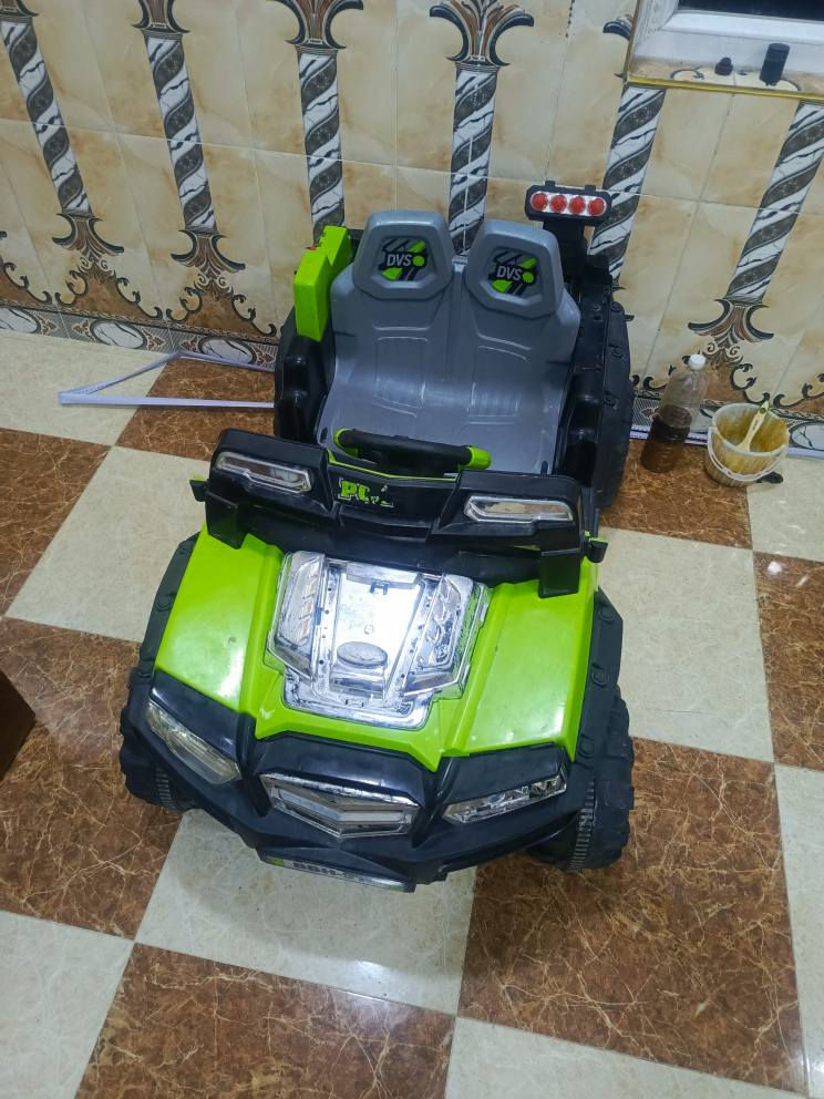 سياره شحن كل عيب مابيها بس تريد باتري السعر 35 الف شراي خابر *********** كركوك, العراق
