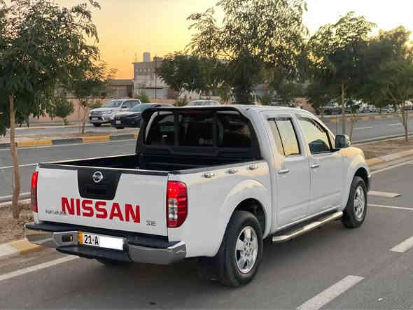 ناڤارا 2011
4 تايرات لوك 
رقمو سنوية جديد 
ماشية 180 الف حقيقي 
شاشة ايباد كامرة. 
گير محرك ممفتوح باقي على وذع الشركة لاصرف لا بخار لا دخان. ابشرط. 
حيل جديد السيارة. كلة ابشرط. 
السونر مجود.. كلة عل شريكة باقي .
الشراي يتصل. 125 بيه مجال 
***********….
***********…. كالار
