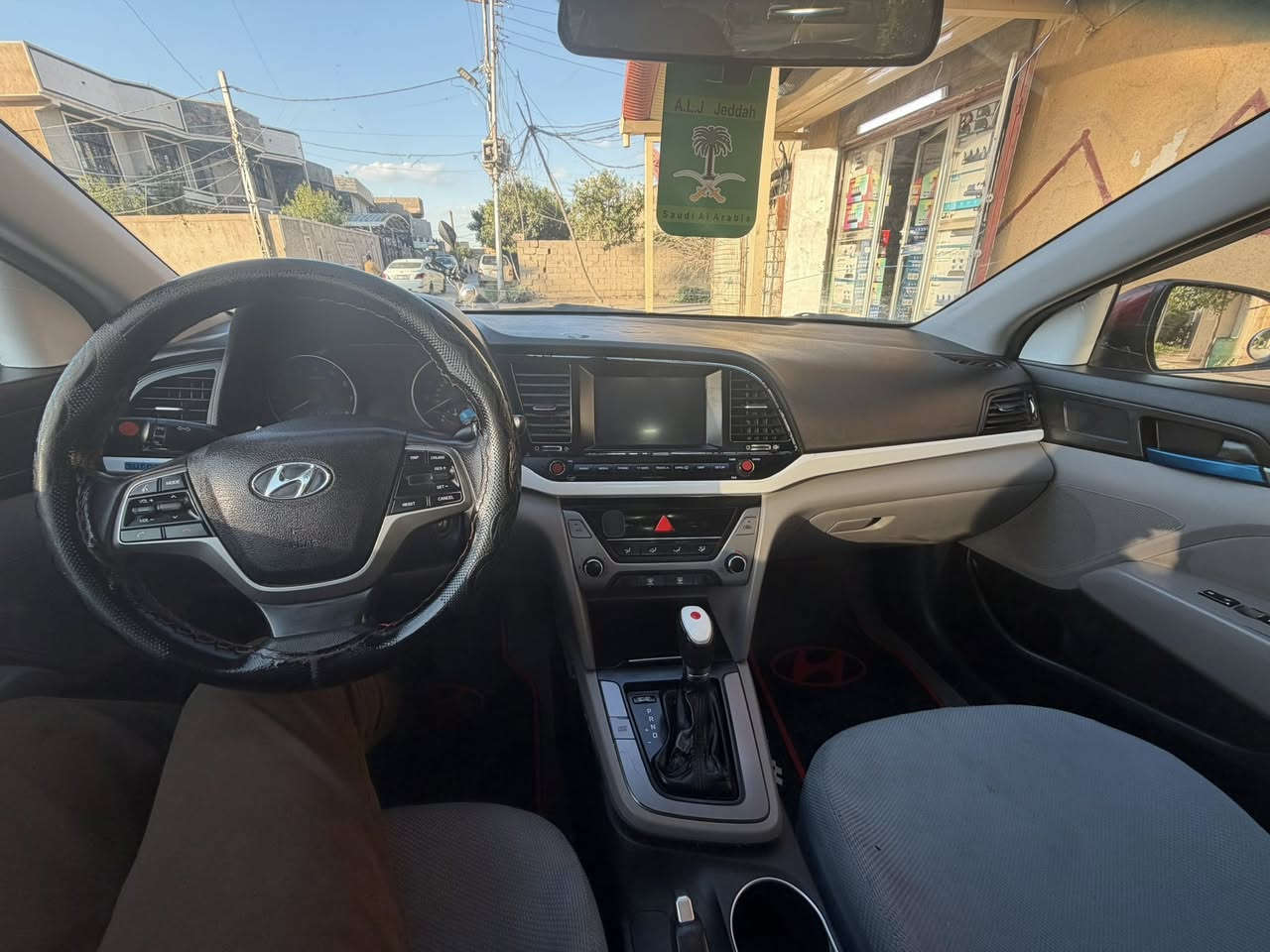 سلام عليكم /النترا وارد امريكي مكينه (200) دوش2017 كير (at)  تحكم مري تحكم ستيرن منضومه غاز مكينه وكير عل ضمان شرط النضافه حادثهه جاملغ وبنيد وبيهه مباوك بل بوب صبغ رقم ديالى باسمي تبريد منضومه جديده عله شرط ثلج 
بكاني /جديده الشط قريب بوابه مال راشديه 
سعر (110) وبيهه مجال 
***********
